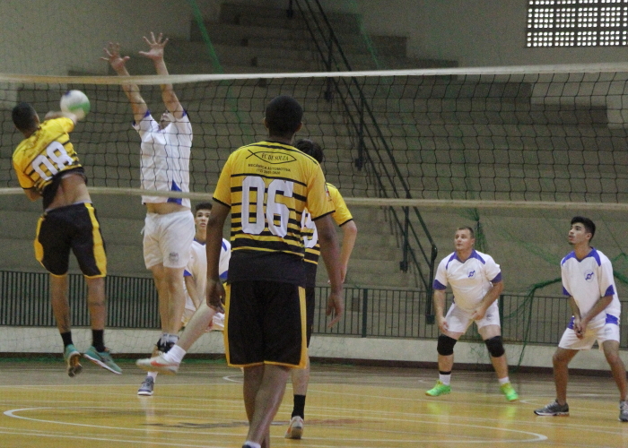 Foto18V_Olimpiadas Evagelica_Volei Masc